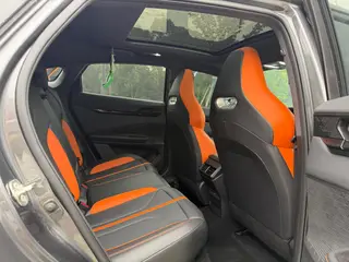 Changan UNI-V 2025 1.5T 500Bar Luxury sports-style interior photo 11 Changan UNI-V 2025 1.5T 500Bar Luxury sports-style interior photo 11