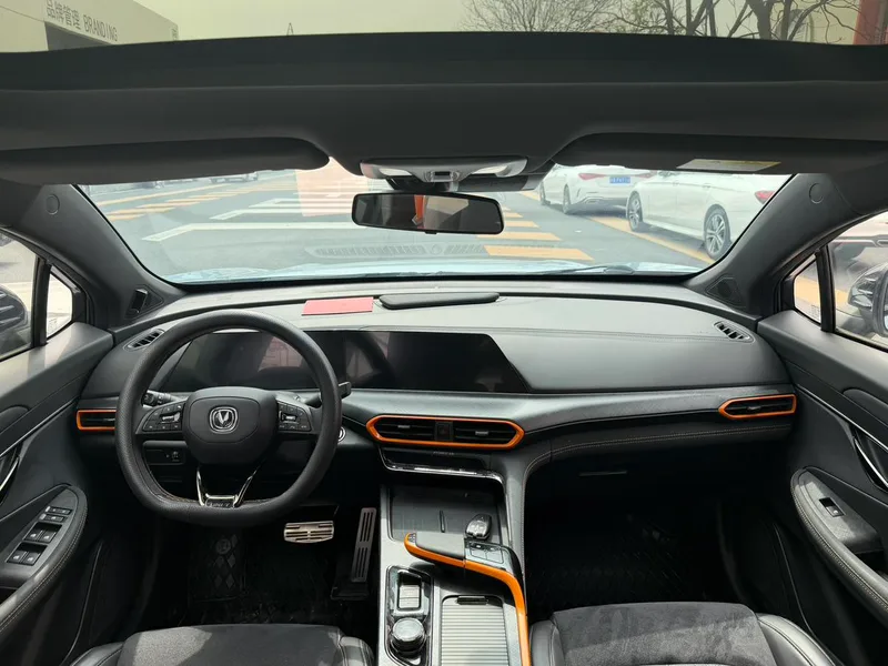 Changan UNI-T 2022 1.5T Sports version Flagship interior photo 9