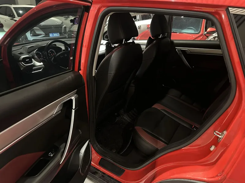 Geely Coolray 2021 240T DCT Платиновая версия интерьер фото 8 Geely Coolray 2021 240T DCT Платиновая версия интерьер фото 8