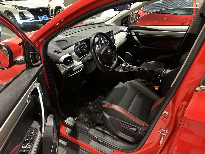 Geely Coolray 2021 240T DCT Платиновая версия интерьер фото 9 Geely Coolray 2021 240T DCT Платиновая версия интерьер фото 9