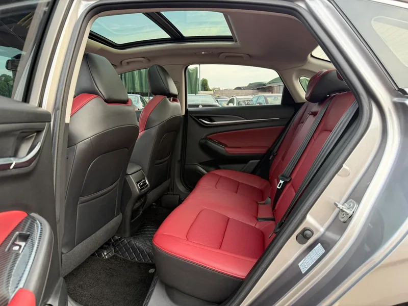 Changan Eado 2020 PLUS Blue whale NE 1.4T GDI Automatic Flagship exterior photo 6 Changan Eado 2020 PLUS Blue whale NE 1.4T GDI Automatic Flagship exterior photo 6