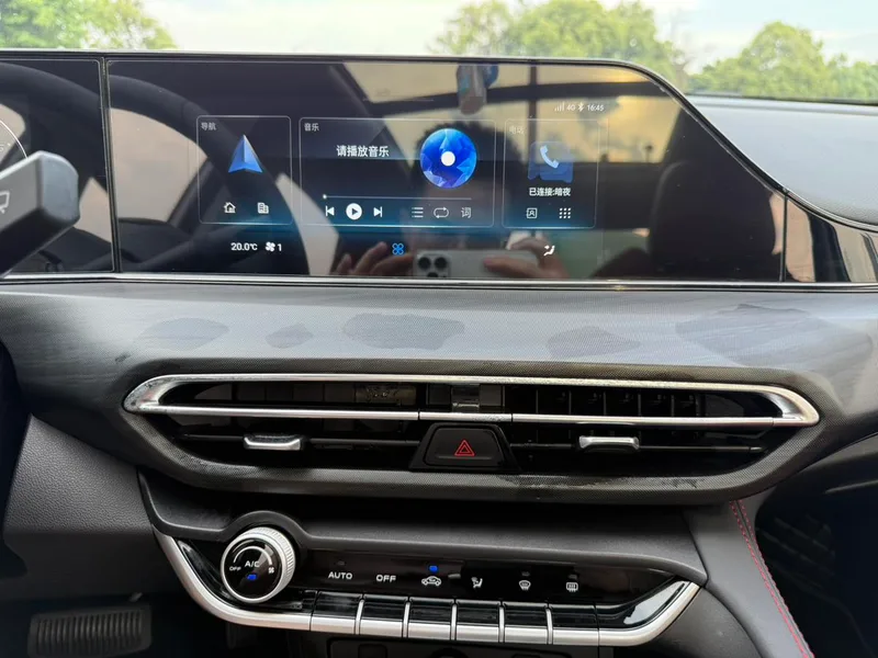 Changan Eado 2020 PLUS Blue whale NE 1.4T GDI Automatic Flagship interior photo 12 Changan Eado 2020 PLUS Blue whale NE 1.4T GDI Automatic Flagship interior photo 12