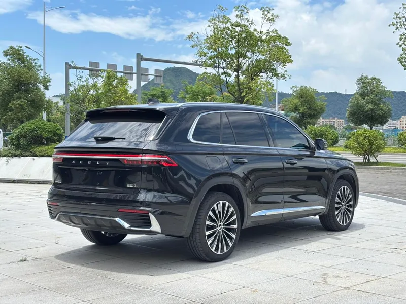 Geely Monjaro 2025 2.0TD Gaogong automatique à deux roues motrices Dongfang Yao remporte la version étoile extérieur photo 4 Geely Monjaro 2025 2.0TD Gaogong automatique à deux roues motrices Dongfang Yao remporte la version étoile extérieur photo 4
