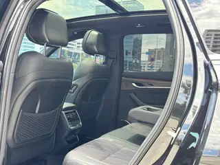 Geely Monjaro 2025 2.0TD Gaogong automatique à deux roues motrices Dongfang Yao remporte la version étoile intérieur photo 13 Geely Monjaro 2025 2.0TD Gaogong automatique à deux roues motrices Dongfang Yao remporte la version étoile intérieur photo 13