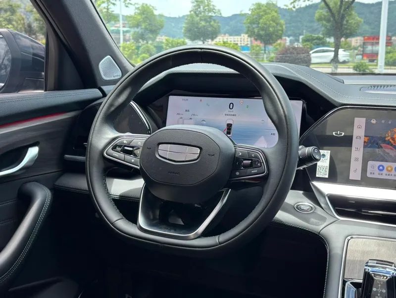 Geely Monjaro 2025 2.0TD Gaogong automatique à deux roues motrices Dongfang Yao remporte la version étoile intérieur photo 15 Geely Monjaro 2025 2.0TD Gaogong automatique à deux roues motrices Dongfang Yao remporte la version étoile intérieur photo 15