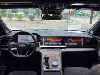 Geely Monjaro 2025 2.0TD Gaogong automatique à deux roues motrices Dongfang Yao remporte la version étoile intérieur photo 16 Geely Monjaro 2025 2.0TD Gaogong automatique à deux roues motrices Dongfang Yao remporte la version étoile intérieur photo 16