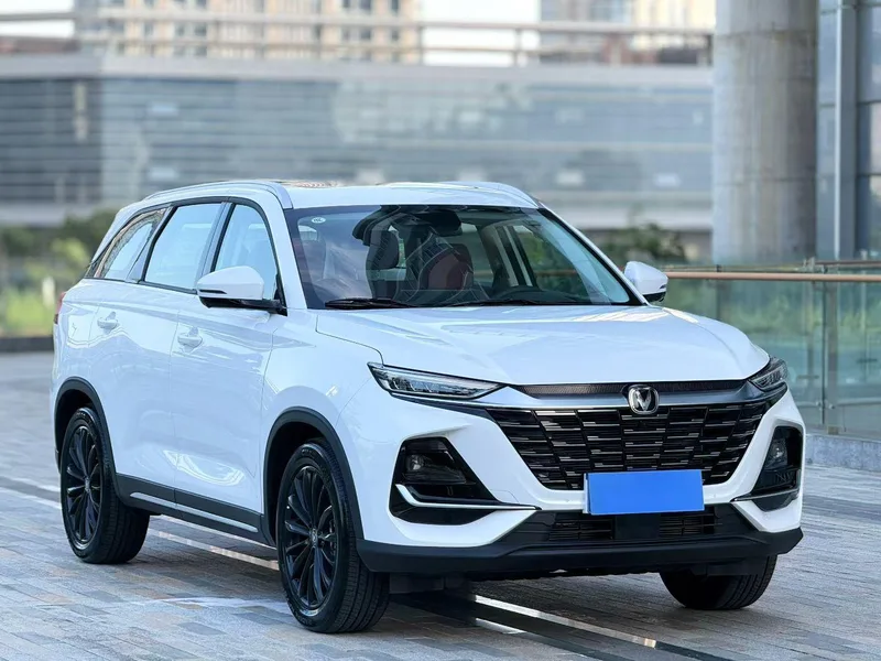 Changan CS75 2026 PRO 1.5T DCT Premium Class 7 seat exterior photo 5