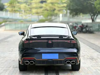 Changan UNI-V 2025 Третье поколение 2.0T Тип энергичного экстерьер фото 4 Changan UNI-V 2025 Третье поколение 2.0T Тип энергичного экстерьер фото 4