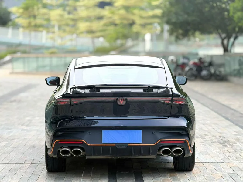 Changan UNI-V 2025 Третье поколение 2.0T Тип энергичного экстерьер фото 4 Changan UNI-V 2025 Третье поколение 2.0T Тип энергичного экстерьер фото 4