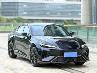 Changan UNI-V 2025 Третье поколение 2.0T Тип энергичного экстерьер фото 5 Changan UNI-V 2025 Третье поколение 2.0T Тип энергичного экстерьер фото 5
