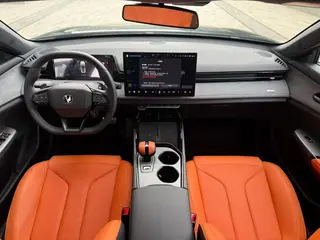 Changan UNI-V 2025 Третье поколение 2.0T Тип энергичного интерьер фото 9 Changan UNI-V 2025 Третье поколение 2.0T Тип энергичного интерьер фото 9