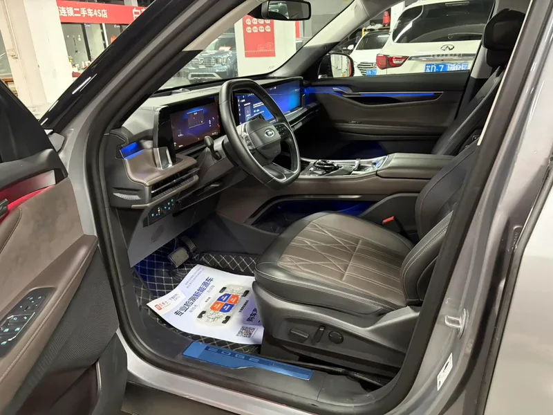 Ford Edge 2025 Edge L 2.0T EcoBoost E Hybrid four-wheel drive seven-seat supreme type exterior photo 3 Ford Edge 2025 Edge L 2.0T EcoBoost E Hybrid four-wheel drive seven-seat supreme type exterior photo 3