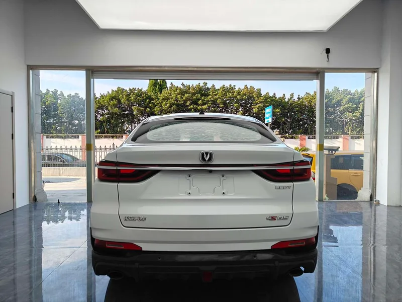 Changan CS85 COUPE 2021 1.5T DCT De élite exterior foto 5 Changan CS85 COUPE 2021 1.5T DCT De élite exterior foto 5