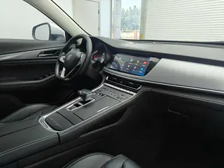Changan CS85 COUPE 2021 1.5T DCT De élite interior foto 9 Changan CS85 COUPE 2021 1.5T DCT De élite interior foto 9