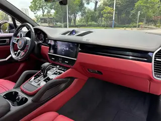 Porsche Cayenne 2019 Cayenne 3.0T interior foto 10