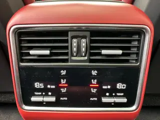 Porsche Cayenne 2019 Cayenne 3.0T interior foto 11