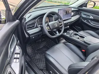 Changan CS75 2026 PRO 1.5T DCT Tipo de lujo 7 Asiento exterior foto 5 Changan CS75 2026 PRO 1.5T DCT Tipo de lujo 7 Asiento exterior foto 5