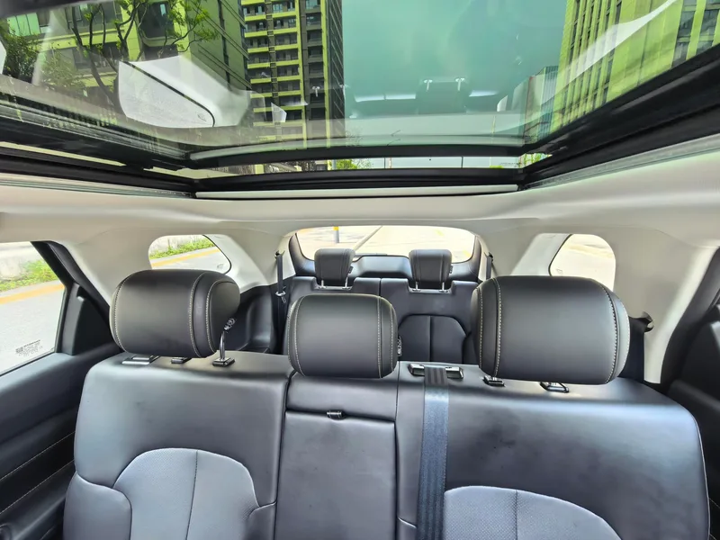 Changan CS75 2026 PRO 1.5T DCT Tipo de lujo 7 Asiento interior foto 8 Changan CS75 2026 PRO 1.5T DCT Tipo de lujo 7 Asiento interior foto 8