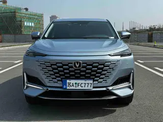 Changan UNI-K 2021 2.0T Type de luxe extérieur photo 2 Changan UNI-K 2021 2.0T Type de luxe extérieur photo 2