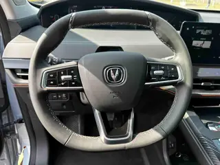 Changan UNI-K 2021 2.0T Type de luxe intérieur photo 13 Changan UNI-K 2021 2.0T Type de luxe intérieur photo 13