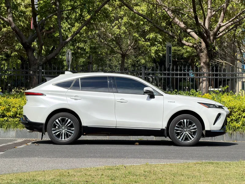 Toyota Venza 2022 Doble motor 2.5L CVT Versión de lujo de tracción en dos ruedas exterior foto 3