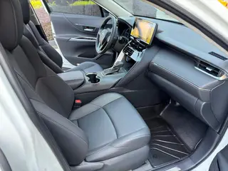 Toyota Venza 2022 Doble motor 2.5L CVT Versión de lujo de tracción en dos ruedas interior foto 13