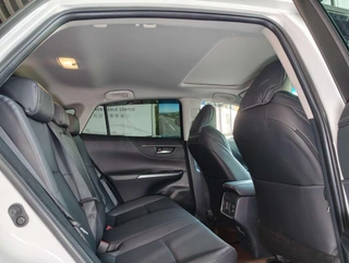 Unrecognized brand Toyota Venza 2023 Dual Power 2.5L CVT Two-wheel drive luxury edition interior photo 13 Unrecognized brand Toyota Venza 2023 Dual Power 2.5L CVT Two-wheel drive luxury edition interior photo 13
