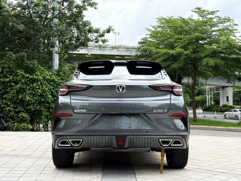 Changan UNI-T 2022 1.5T Finition premium extérieur photo 5 Changan UNI-T 2022 1.5T Finition premium extérieur photo 5