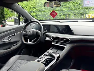 Changan UNI-T 2022 1.5T Finition premium intérieur photo 12 Changan UNI-T 2022 1.5T Finition premium intérieur photo 12