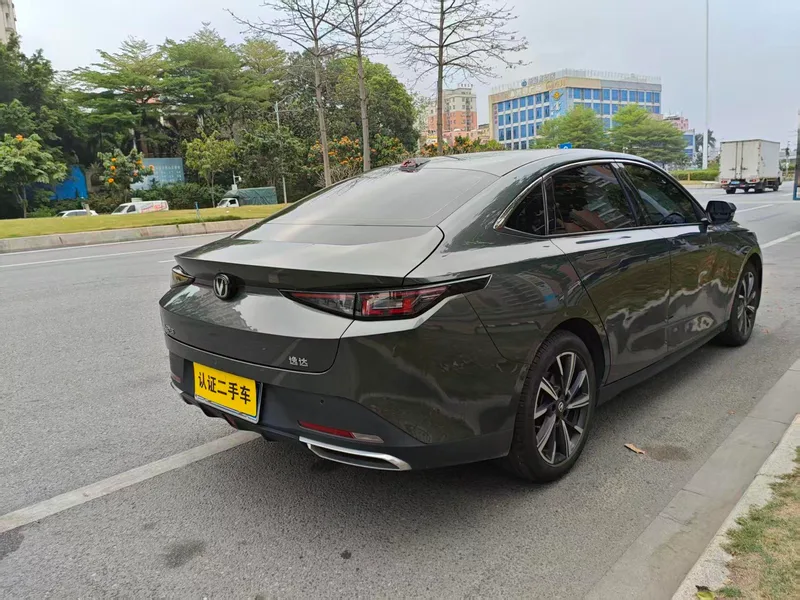 Changan Lamore 2023 1.5T GDI Automatic pilot type exterior photo 6