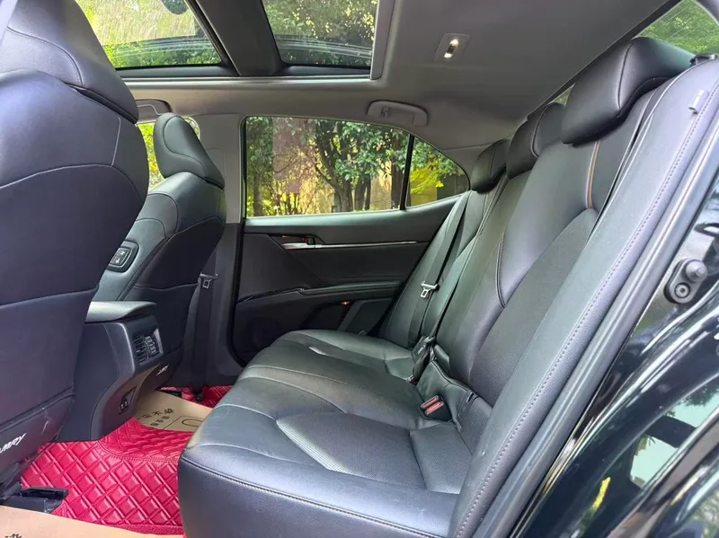 Toyota Camry 2018 2.5G Version de luxe intérieur photo 14 Toyota Camry 2018 2.5G Version de luxe intérieur photo 14