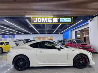 Toyota 86 2013 2.0L Ручной роскошный тип экстерьер фото 4 Toyota 86 2013 2.0L Ручной роскошный тип экстерьер фото 4