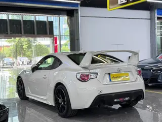 Toyota 86 2013 2.0L Ручной роскошный тип экстерьер фото 6 Toyota 86 2013 2.0L Ручной роскошный тип экстерьер фото 6
