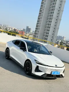 Changan UNI-V 2024 1.5T Premium Trim exterior photo 3 Changan UNI-V 2024 1.5T Premium Trim exterior photo 3