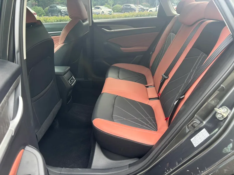Changan Eado 2021 PLUS Baleine bleue NE 1.4T GDI DCT Finition premium intérieur photo 8 Changan Eado 2021 PLUS Baleine bleue NE 1.4T GDI DCT Finition premium intérieur photo 8