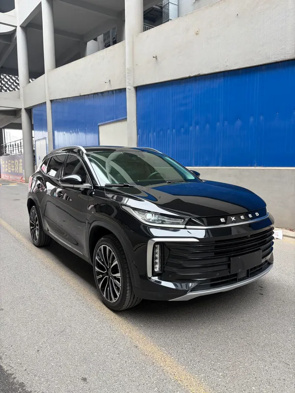 Exeed Lingyun 2021 400T Two-Drive Star Edition exterior photo 3