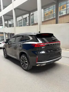 Exeed Lingyun 2021 400T Two-Drive Star Edition exterior photo 7
