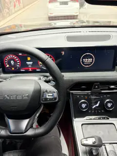 Exeed Lingyun 2021 400T Two-Drive Star Edition interior photo 18