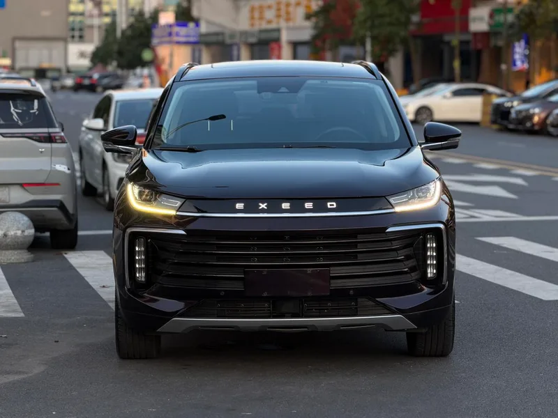 Exeed Lingyun 2021 1.6T Two-Elabel Star Edition exterior photo 2