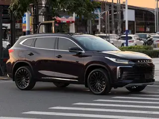 Exeed Lingyun 2021 1.6T Two-Elabel Star Edition exterior photo 3