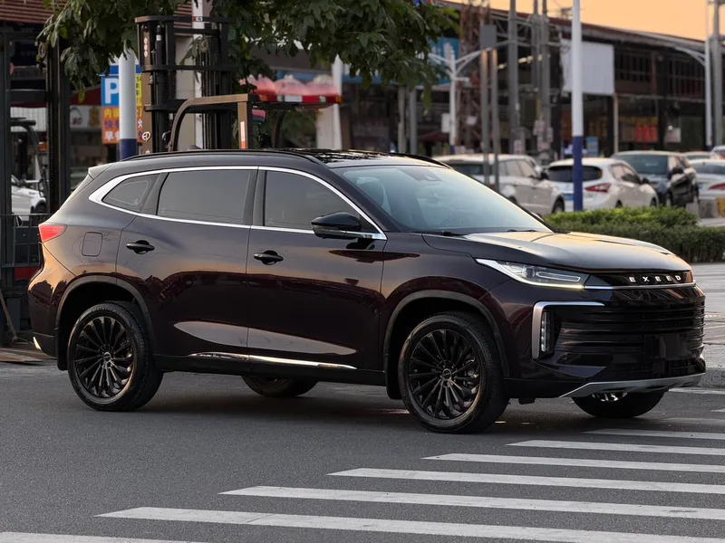 Exeed Lingyun 2021 1.6T Two-Elabel Star Edition exterior photo 3