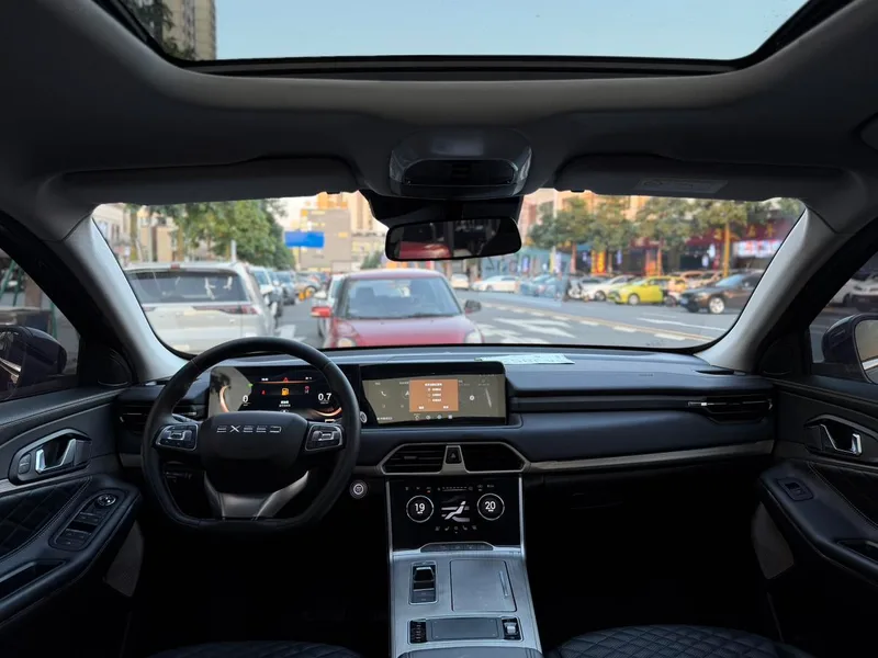 Exeed Lingyun 2021 1.6T Two-Elabel Star Edition exterior photo 8
