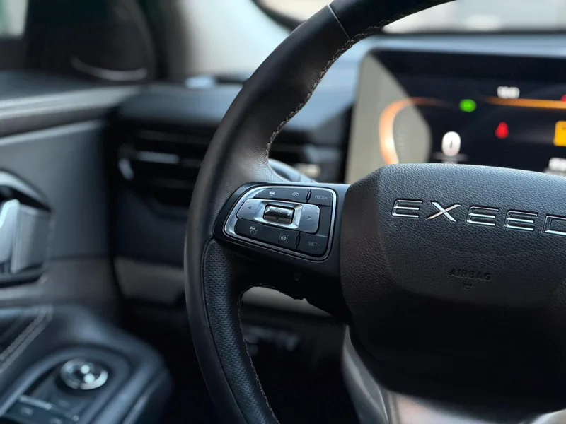 Exeed Lingyun 2021 1.6T Two-Elabel Star Edition interior photo 15