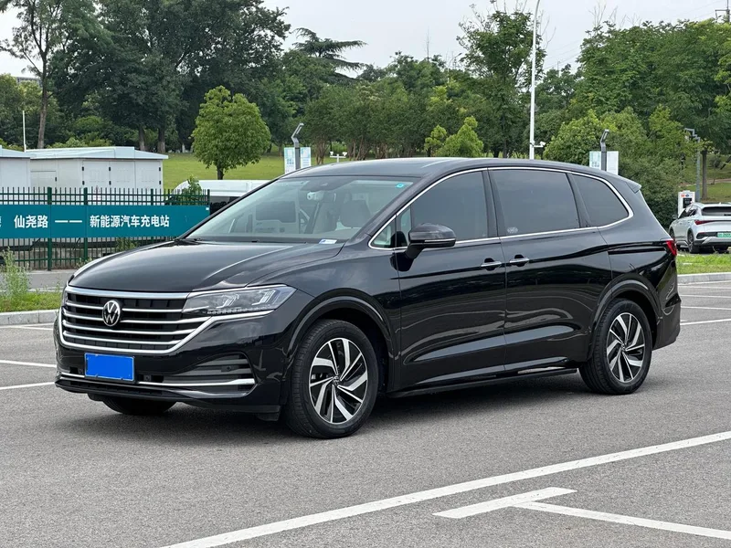 Volkswagen Viloran 2022 380TSI Zunchi версия экстерьер фото 1 Volkswagen Viloran 2022 380TSI Zunchi версия экстерьер фото 1