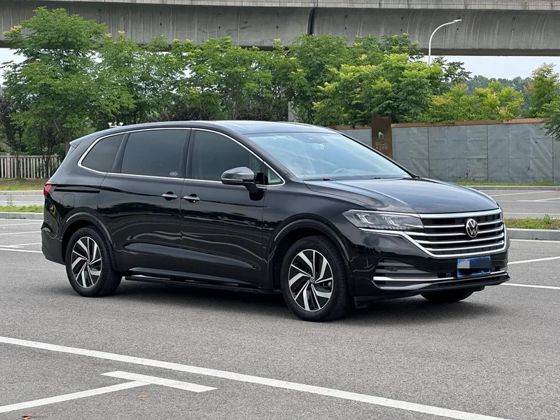Volkswagen Viloran 2022 380TSI Zunchi версия экстерьер фото 3 Volkswagen Viloran 2022 380TSI Zunchi версия экстерьер фото 3