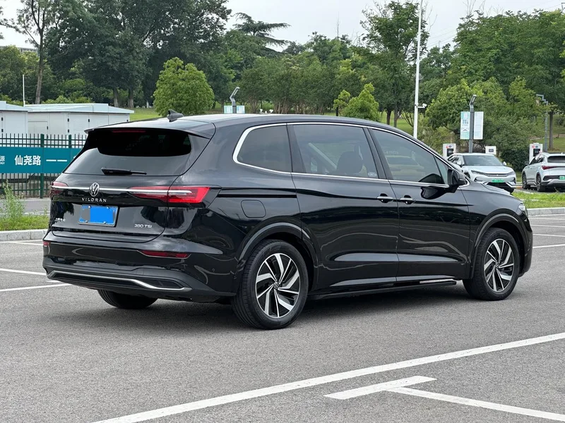 Volkswagen Viloran 2022 380TSI Zunchi версия экстерьер фото 6 Volkswagen Viloran 2022 380TSI Zunchi версия экстерьер фото 6
