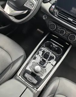 Exeed Lingyun 2020 1.6T Two-Drive Star Edition interior photo 12