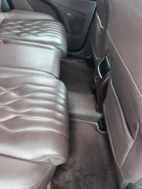 Exeed VX 2023 2.0T Cuatro ruedas, brillo estelar Siete asientos interior foto 19 Exeed VX 2023 2.0T Cuatro ruedas, brillo estelar Siete asientos interior foto 19