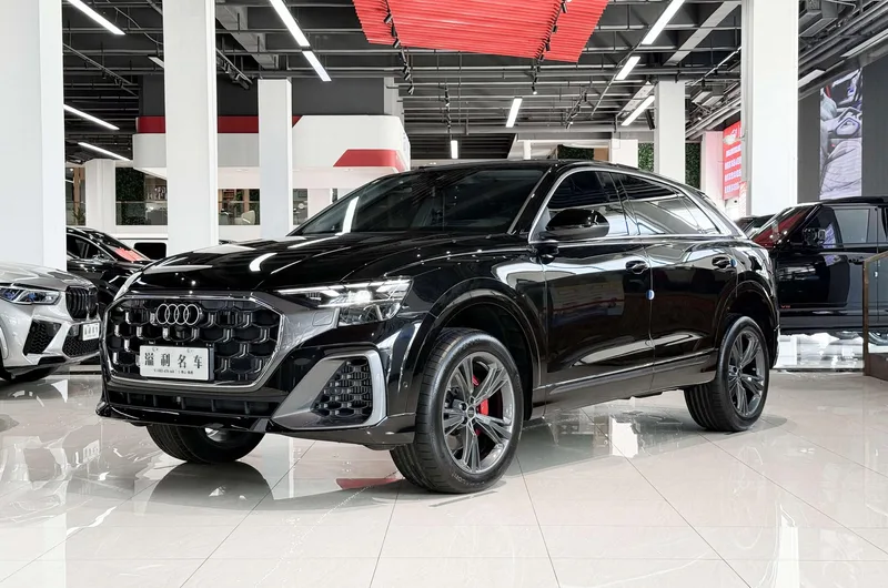 Audi Q8 2024 55 TFSI Deluxe Dynamic exterior photo 1 Audi Q8 2024 55 TFSI Deluxe Dynamic exterior photo 1