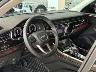Audi Q8 2024 55 TFSI Deluxe Dynamic exterior photo 10 Audi Q8 2024 55 TFSI Deluxe Dynamic exterior photo 10